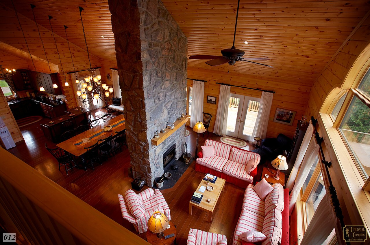 Log home, open to below, high ceiling, Kawartha Lakes Ontario
